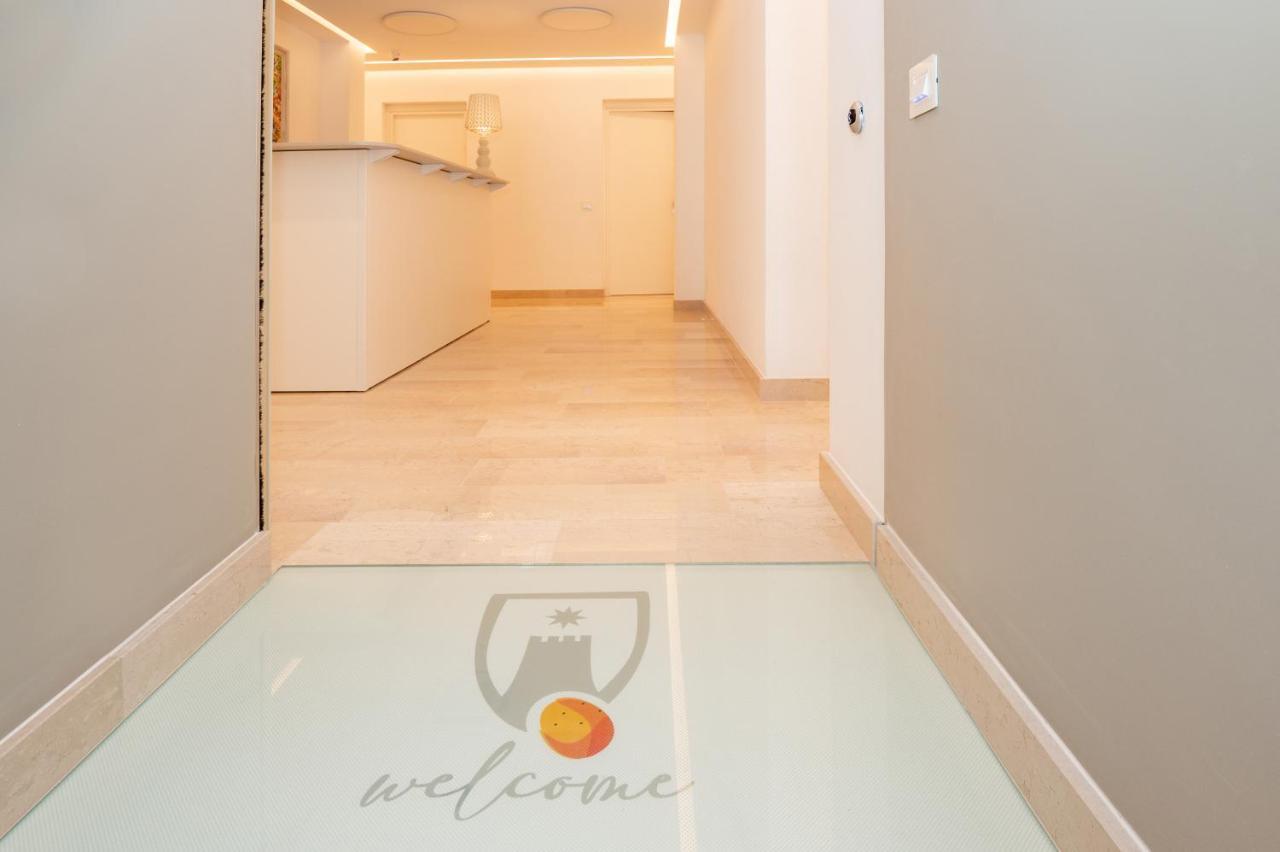 Agora Vieste Rooms & Apartments Екстер'єр фото