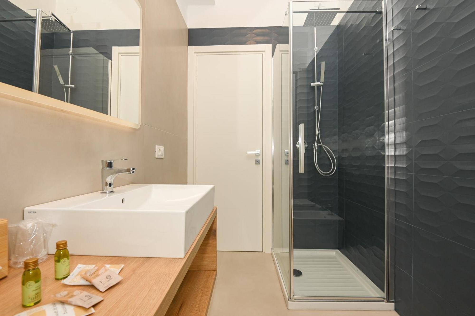 Agora Vieste Rooms & Apartments Екстер'єр фото