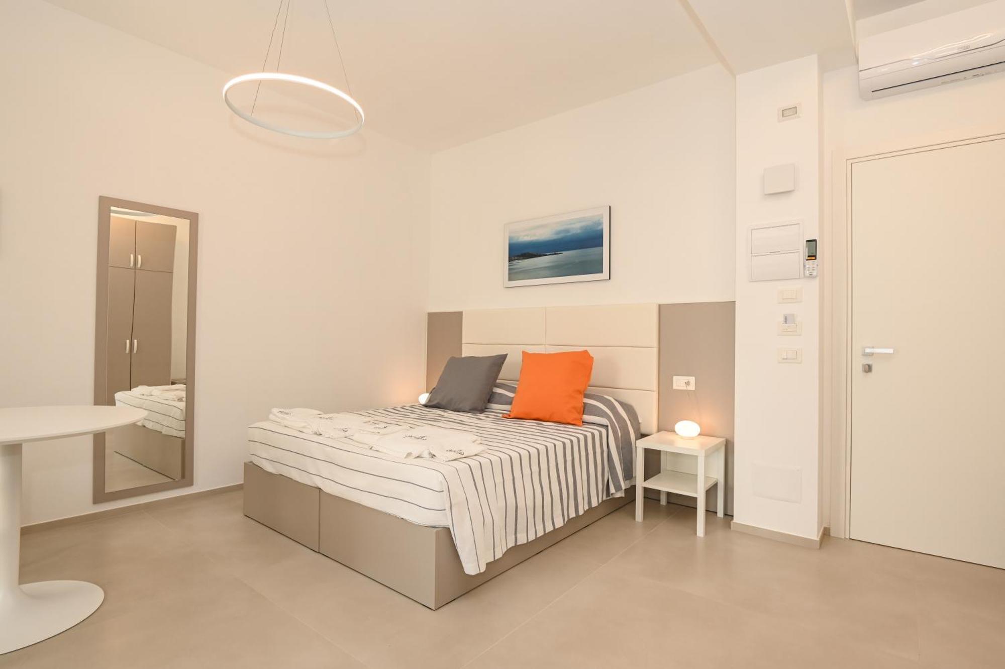 Agora Vieste Rooms & Apartments Екстер'єр фото